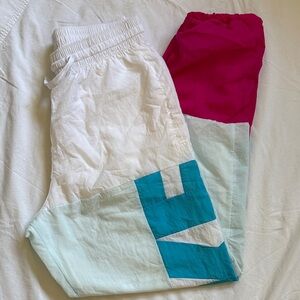 Nike Women's Colorblock basketball Pants - White, Pink, Blue